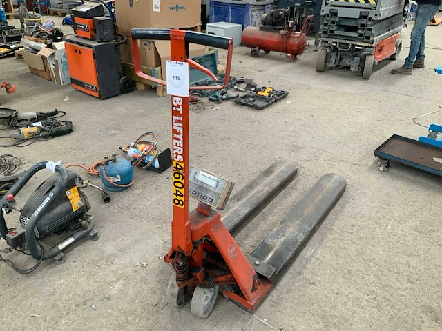 Bt hand hydraulische palletwagen met weegfunctie - afbeelding 1 van  4