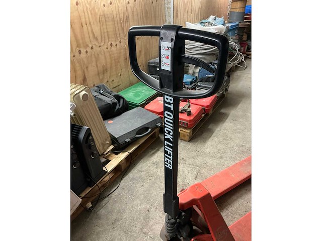 Bt lhm230 hand hydraulische palletwagen - afbeelding 4 van  6