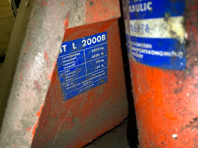 Bt lifter l 2000 b hand hydraulische palletwagen - afbeelding 1 van  1