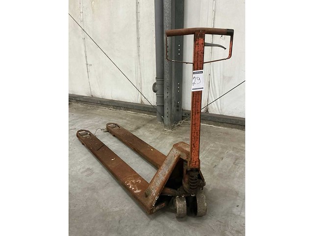 Bt lifters hand hydraulische palletwagen - afbeelding 2 van  4