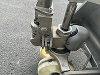 Bt rvs 2000 hand hydraulische palletwagen - afbeelding 9 van  34