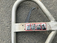 Bt rvs 2000 hand hydraulische palletwagen - afbeelding 25 van  34