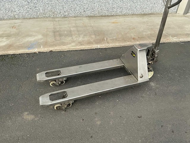 Bt rvs 2000 hand hydraulische palletwagen - afbeelding 31 van  34