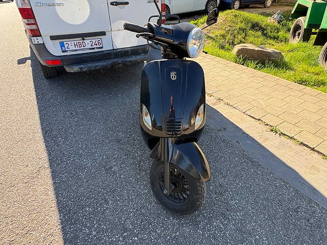 Btc - snorscooter - riva - scooter - afbeelding 5 van  10
