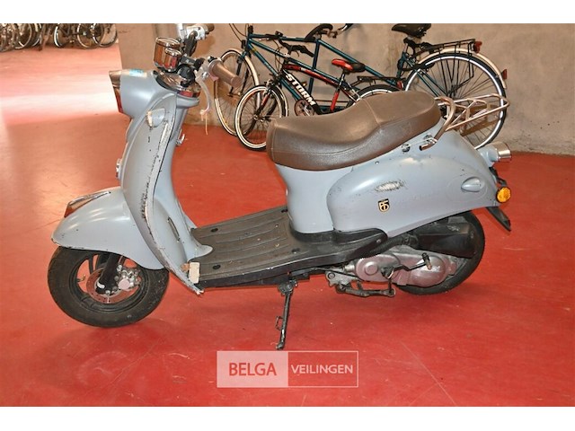 Btc scooter - afbeelding 2 van  7