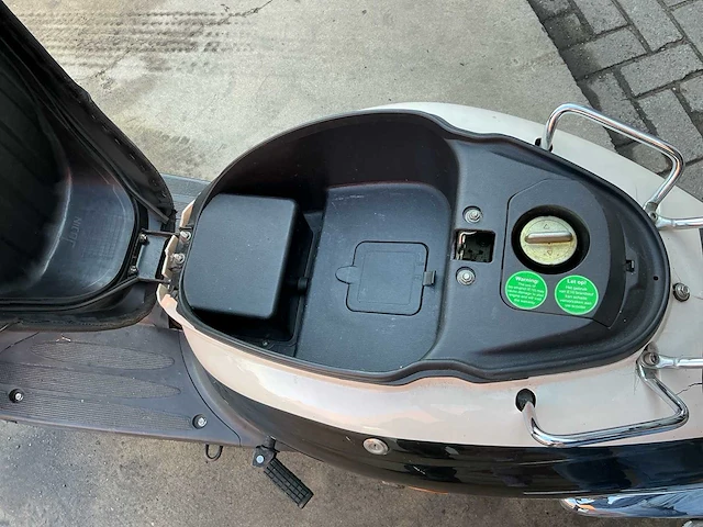 Btc zn50qt-e scooter - afbeelding 9 van  19