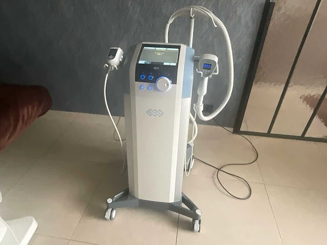 Btl exilis ultra 360 radiofrequentie- en ultrasoon behandelingsapparaat - afbeelding 1 van  13