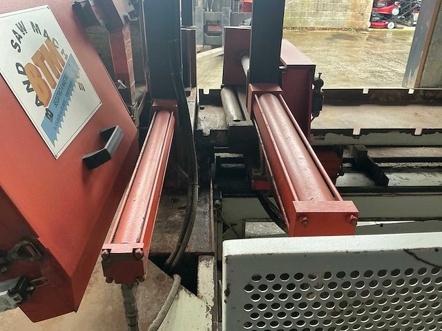 Btm 4632 metalen horizontale bandzaagmachine - afbeelding 16 van  16