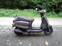 Btx - riva - scooter - afbeelding 2 van  8
