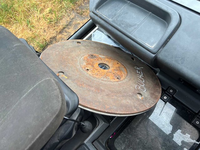 Bucher - 2016 - citycat 5006 - straatveegmachine - afbeelding 9 van  24