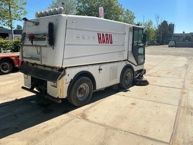 Bucher cc5000 borstel- en veegwagen - afbeelding 33 van  35