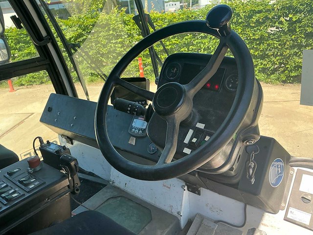 Bucher cc5000 borstel- en veegwagen - afbeelding 10 van  35