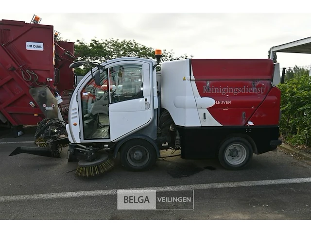 Bucher veegmachine - afbeelding 11 van  18