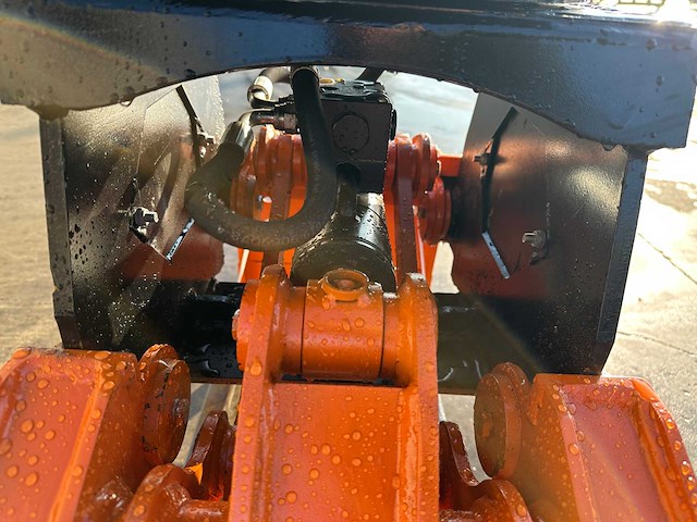 Bucket warehouse - 2025 - 020-erg01-nl - sorteergrijper - afbeelding 3 van  15