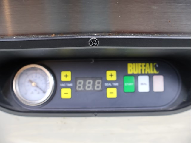 Buffalo vacuum machine - afbeelding 5 van  7