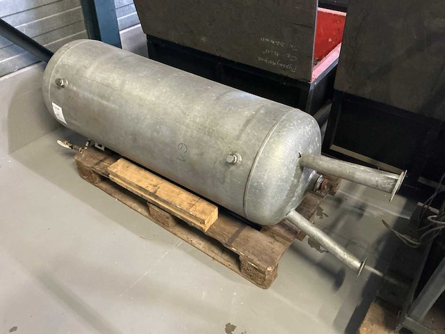 Buffertank - afbeelding 1 van  2