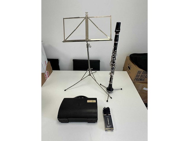 Buffet crampon e11 bb klarinet (complete set) - afbeelding 8 van  13