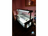 Buffetkast op wieltjes