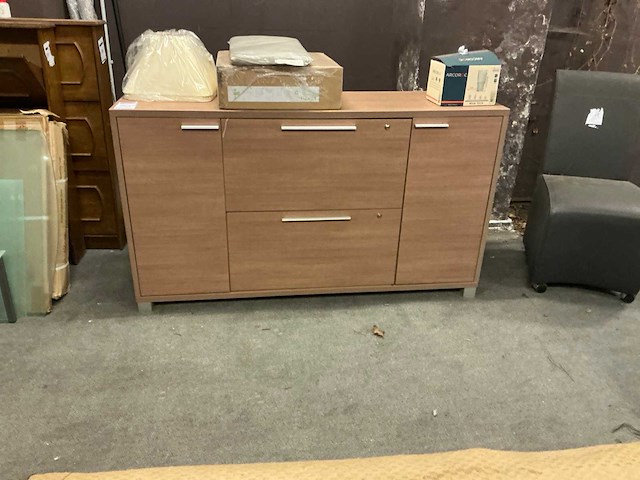 Buffetkast - afbeelding 1 van  3