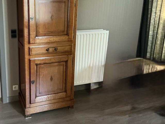 Buffetkast - afbeelding 1 van  3