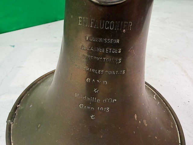 Bugel - musical instrument, flügelhorn van em fauconier - afbeelding 3 van  8