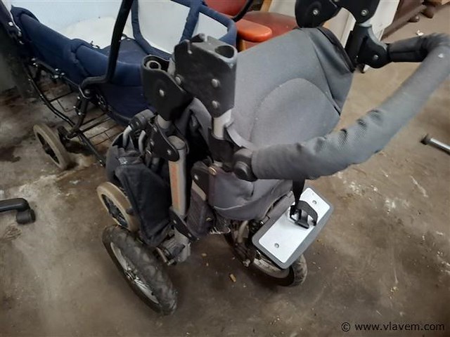 Buggy - afbeelding 2 van  2