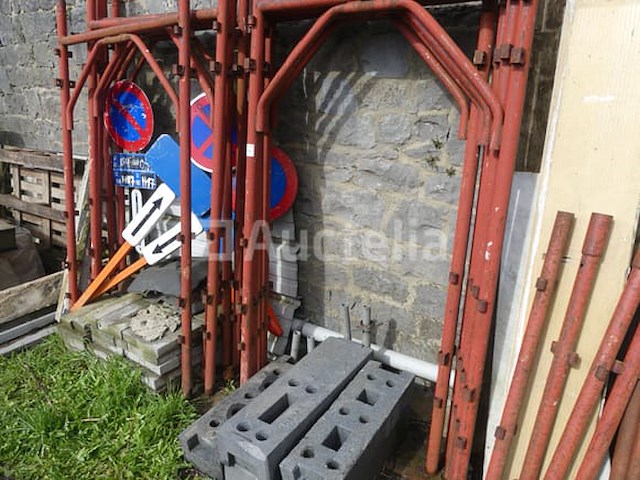 Buisstalen steigers (ref:013937-00054) - afbeelding 2 van  14