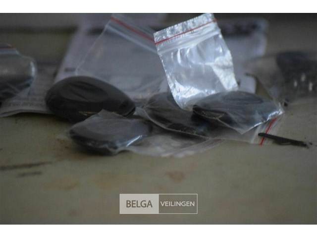 Buiten sleutel kluis - afbeelding 3 van  3