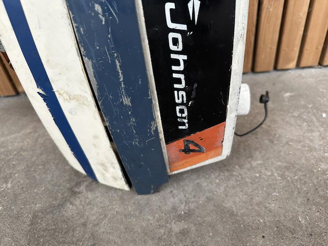 Buitenboordmotor johnson 4pk - afbeelding 2 van  5