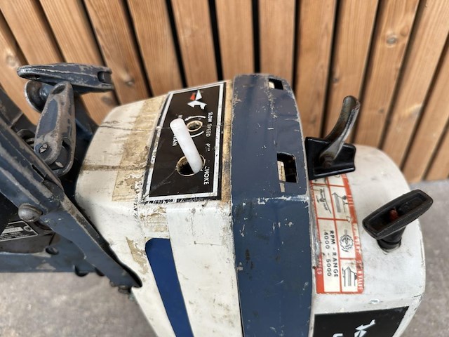 Buitenboordmotor johnson 4pk - afbeelding 3 van  5