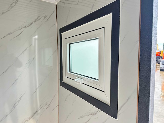 Buitendouche - afbeelding 6 van  15