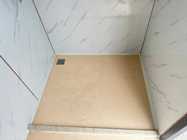 Buitendouche - afbeelding 7 van  15