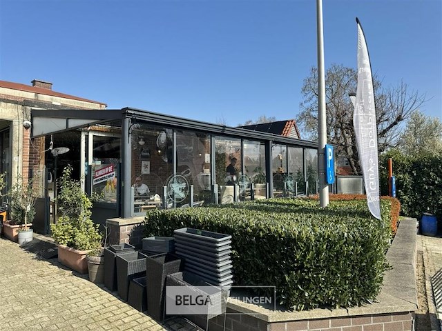 Buitenoverkapping in aluminium - afbeelding 8 van  22