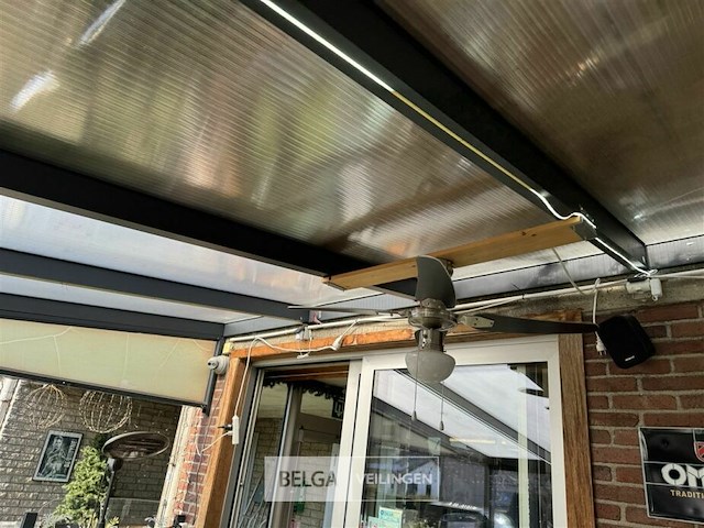 Buitenoverkapping in aluminium - afbeelding 18 van  22