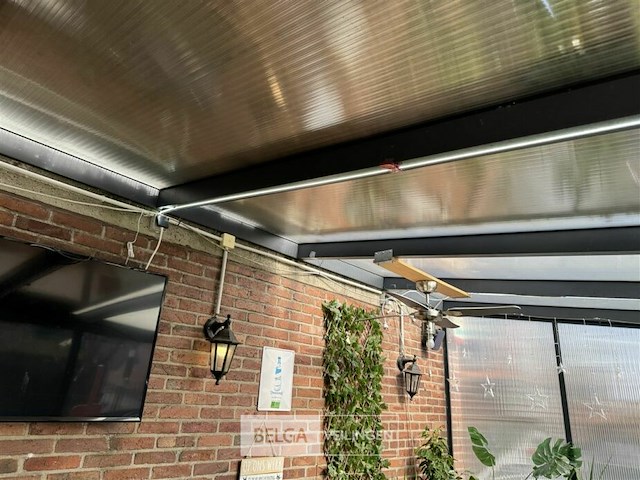 Buitenoverkapping in aluminium - afbeelding 21 van  22