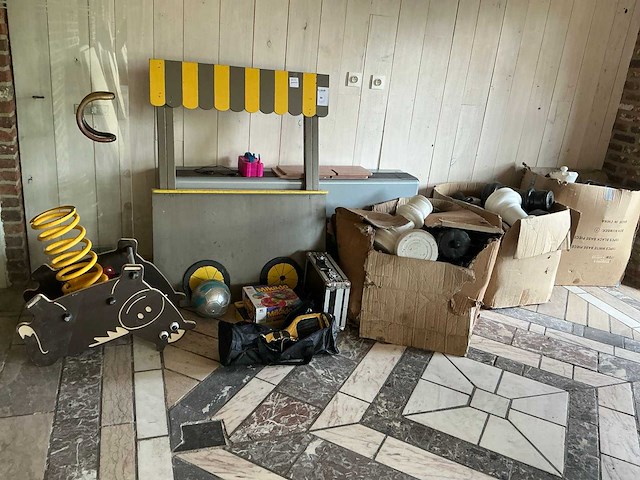 Buitenspeelgoed - afbeelding 1 van  7