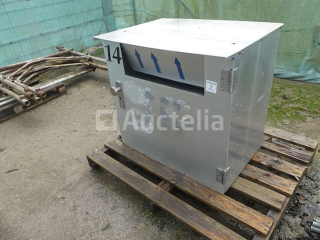 Buitenste pakketbus - afbeelding 2 van  5