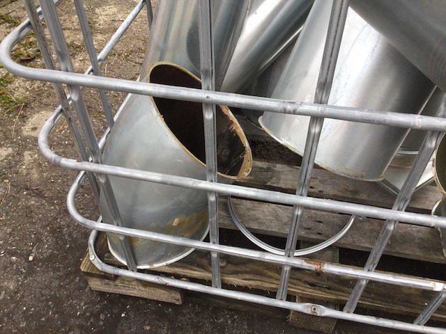 Buizen en bochten gegalvaniseerd - afbeelding 5 van  7
