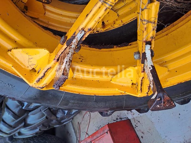 Bull jcb 426 (2002-12.530 uur - vin:slp426002e0532263) - afbeelding 11 van  14