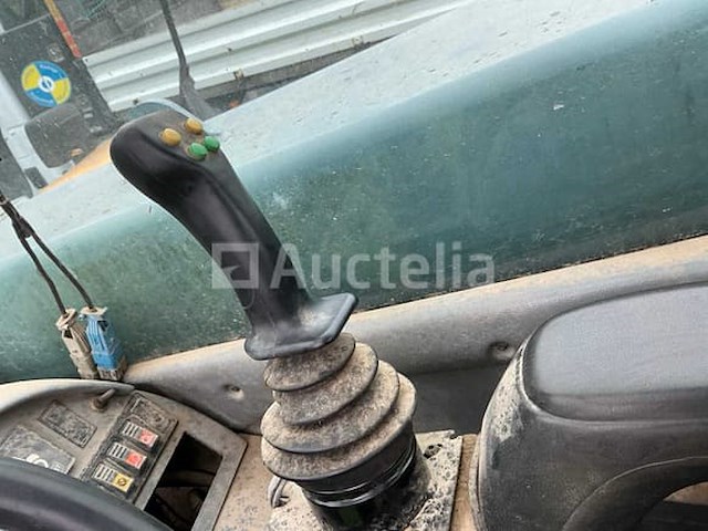 Bull new holland lm430 (1998-8.285 uur) - afbeelding 12 van  22