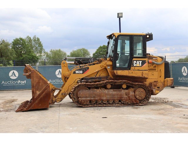 Bulldozer caterpillar 963d diesel - afbeelding 1 van  1