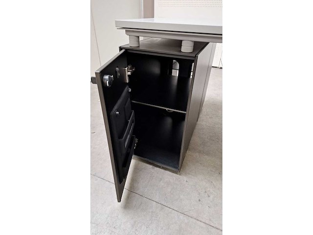 Bulo - 166 - m - directiebureau - afbeelding 6 van  15