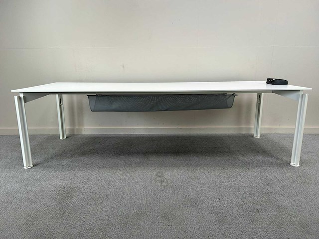 Bulo - h20 - vergadertafel - afbeelding 3 van  9