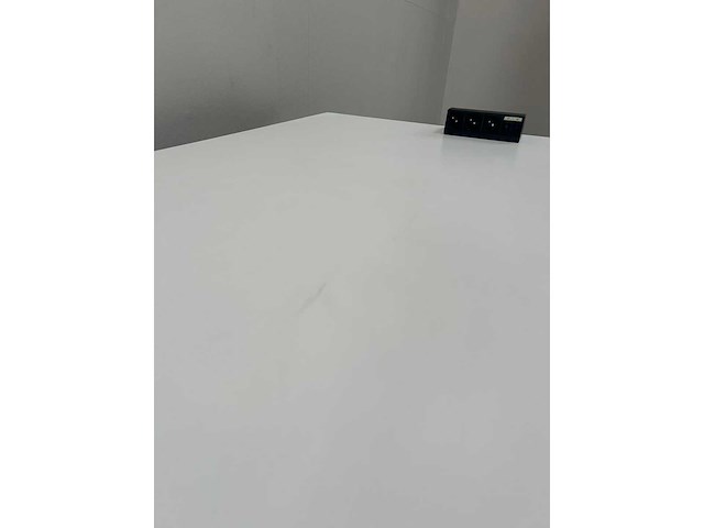 Bulo - h20 - vergadertafel - afbeelding 9 van  9