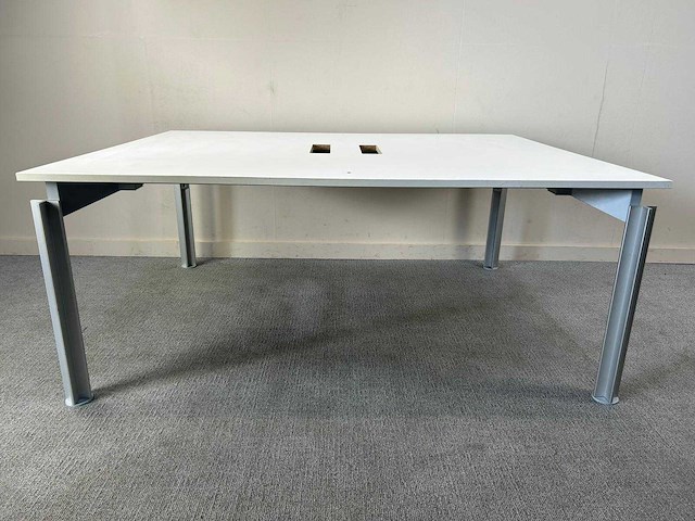 Bulo - h2o - 2p-workbench - bureautafel - afbeelding 2 van  7