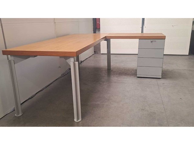 Bulo - h2o - design hoekbureau met ladenblok - afbeelding 8 van  12