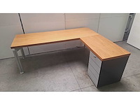 Bulo - h2o - design hoekbureau met ladenblok - afbeelding 9 van  12