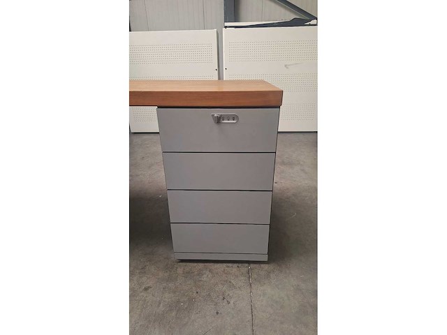 Bulo - h2o - design hoekbureau met ladenblok - afbeelding 12 van  12