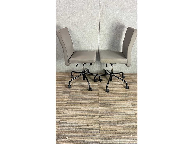 Bulo - pub & club - vergaderstoelen (8x) - afbeelding 6 van  10