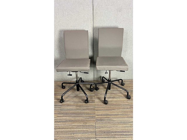 Bulo - pub & club - vergaderstoelen (8x) - afbeelding 9 van  10